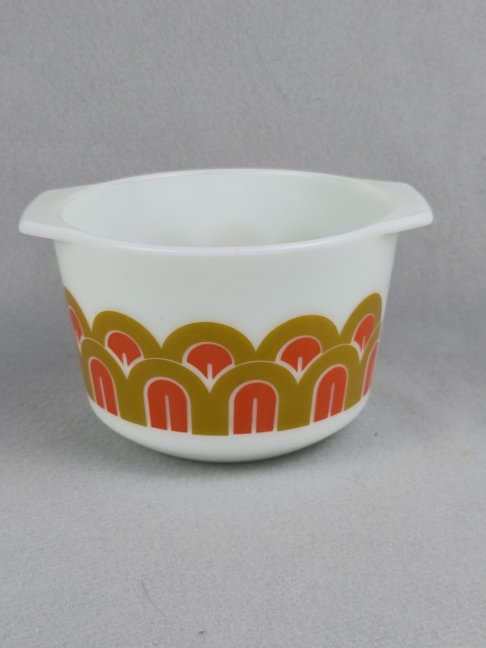 Pyrex Fish Scale Arches 1.5 Qt Bowl #343 Retro Orange Gold Casserole